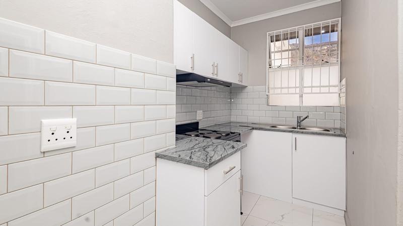 To Let 2 Bedroom Property for Rent in Zonnebloem Western Cape